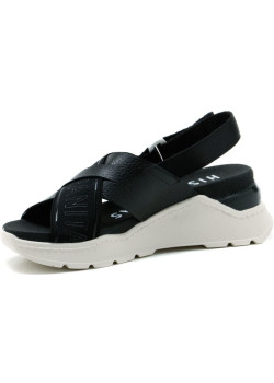 Čierne kožené sandále Hispanitas
