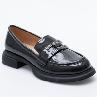 ČIERNE LESKLÉ KOŽENÉ ELEGANTNÉ MOKASÍNY ČIERNE LESKLÉ KOŽENÉ ELEGANTNÉ MOKASÍNY