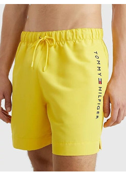 Pánske šortky Tommy Hilfiger v žltej farbe
